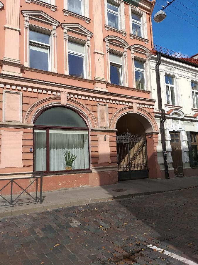 Апартаменты Pearl Of The Old Town Вильнюс Экстерьер фото